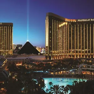mandalay-bay-resort-and-casino-by-suiteness.las-vegashotels.net/